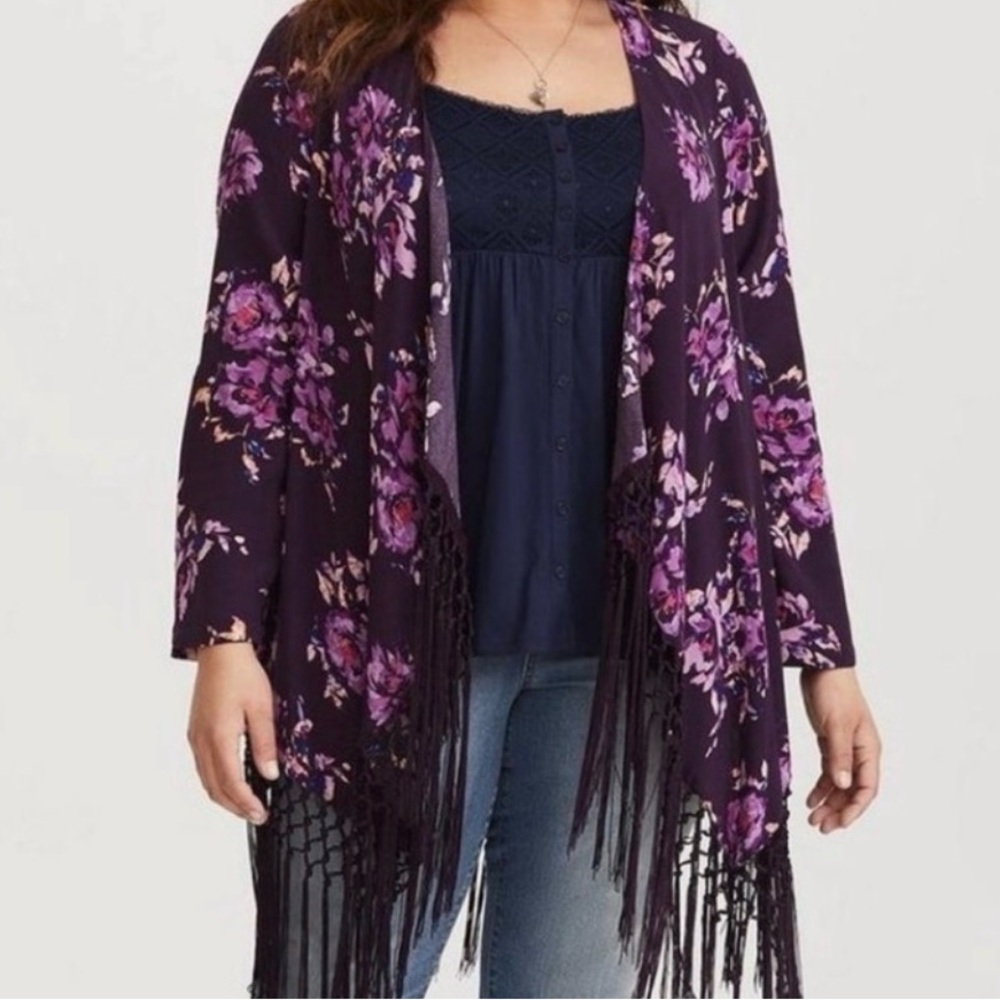 Torrid Floral Fringe Kimono Cardigan Purple Boho Rayon Size 2 (18/20) (2X)